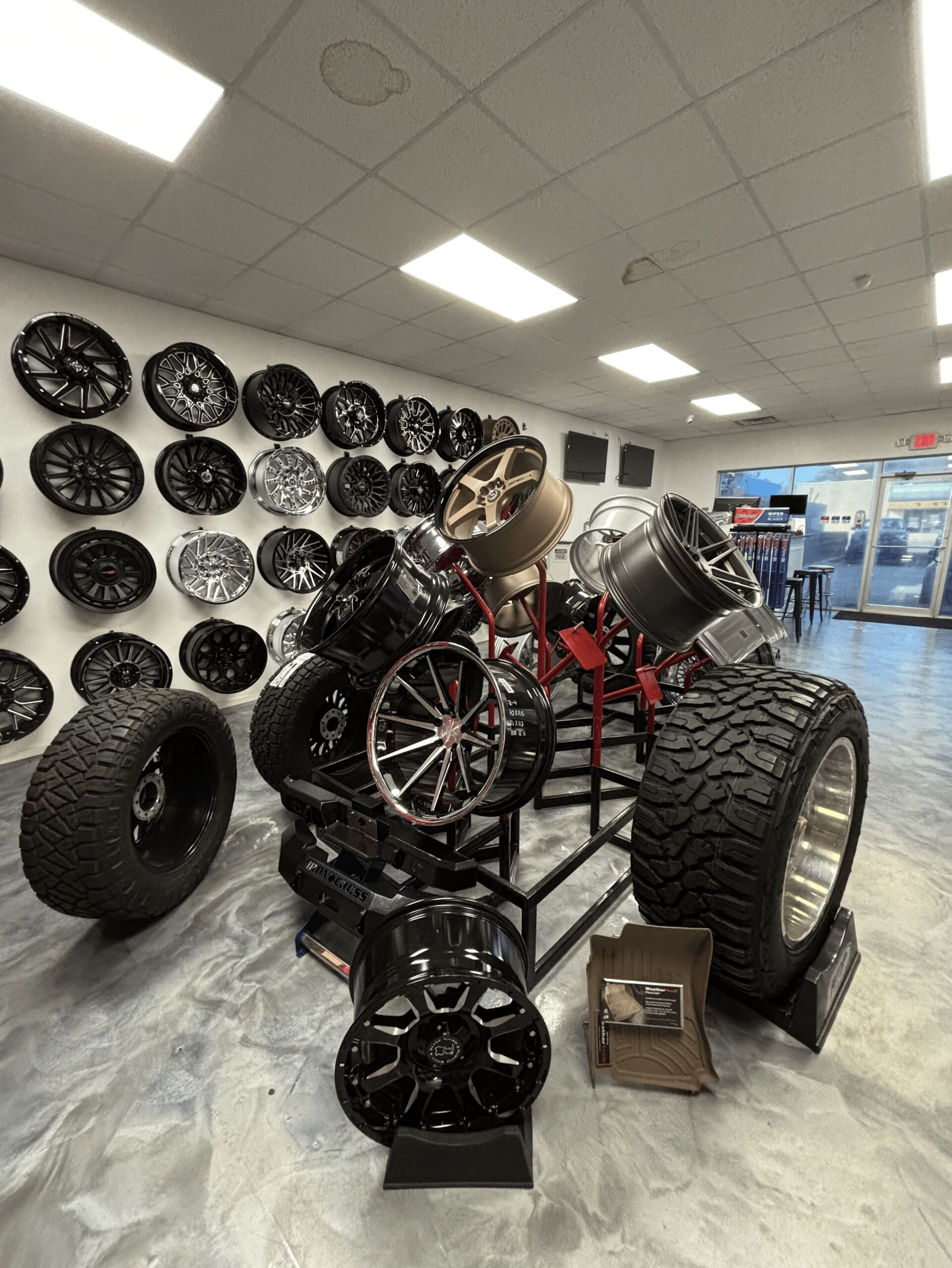 Custom Wheels And Tires